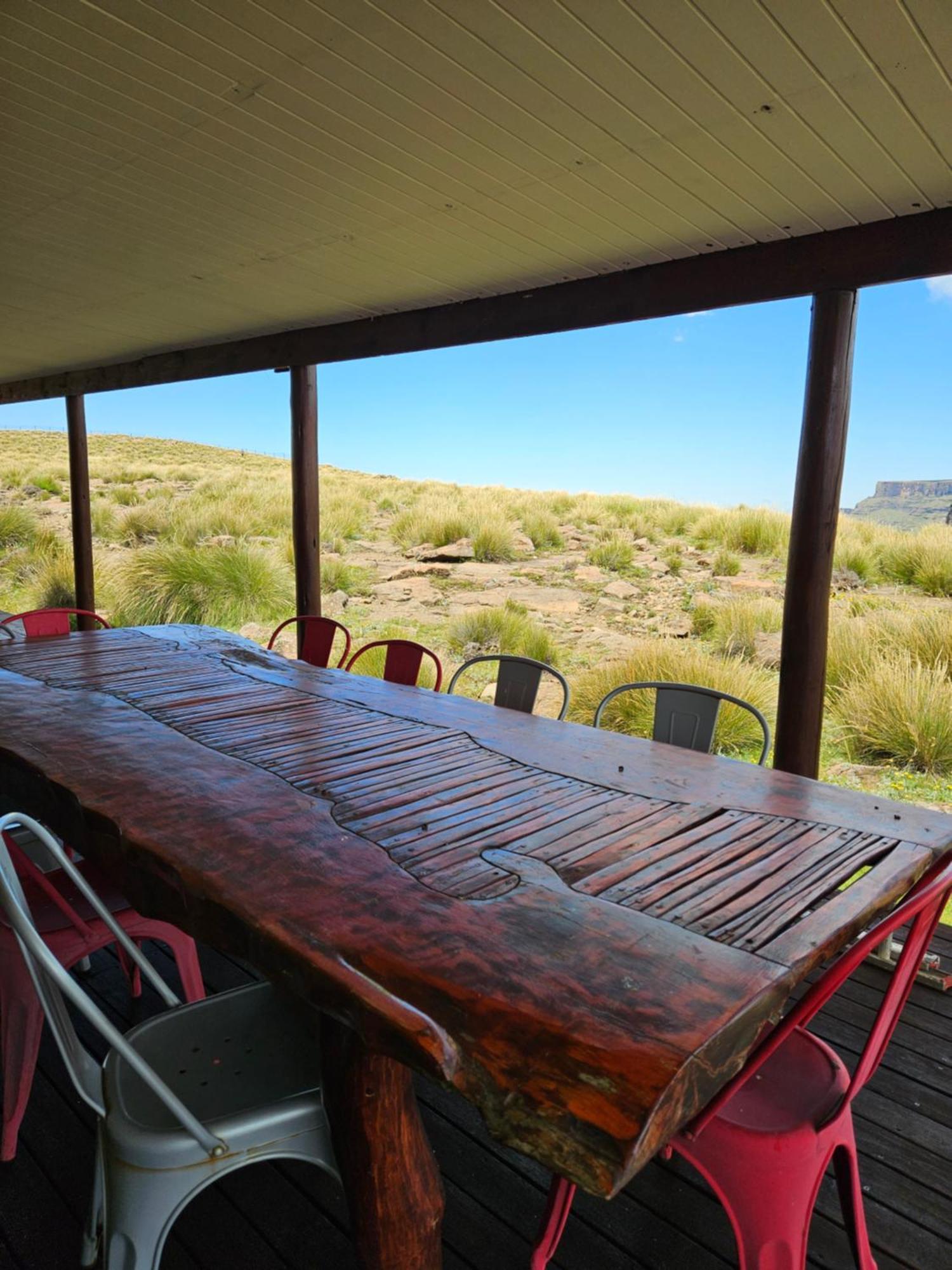 Отель Sani Mountain Escape Mokhotlong Экстерьер фото