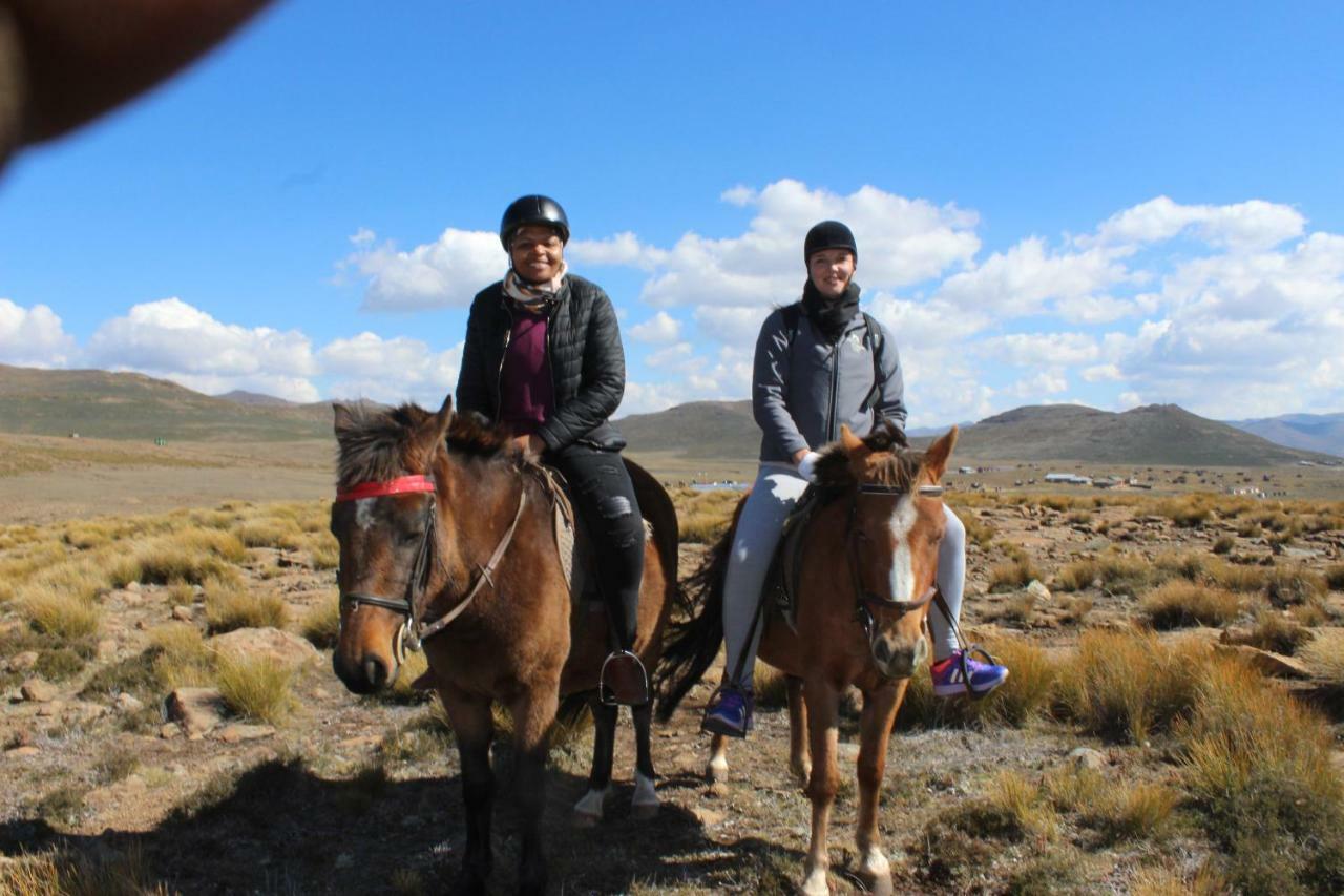Отель Sani Mountain Escape Mokhotlong Экстерьер фото