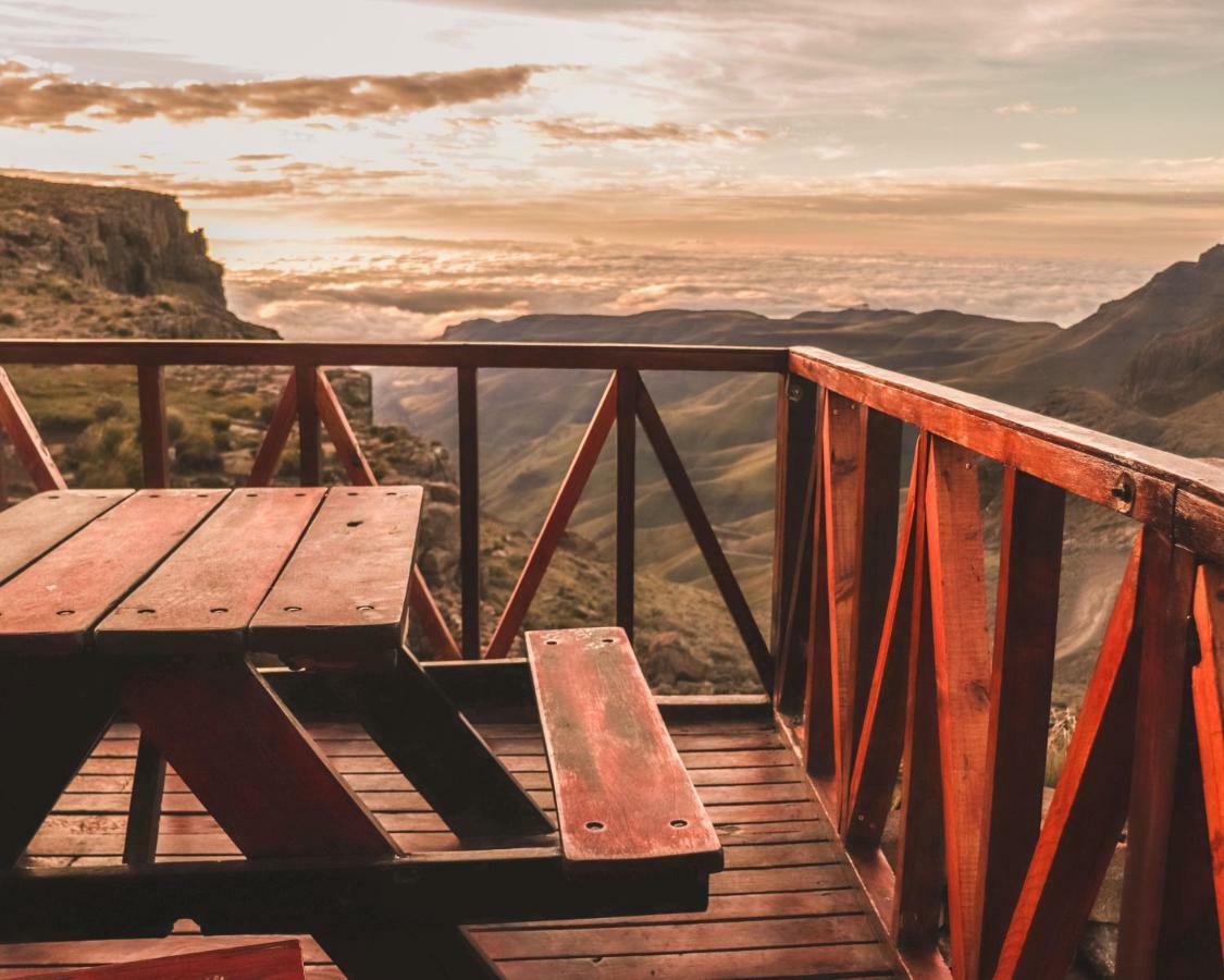 Отель Sani Mountain Escape Mokhotlong Экстерьер фото